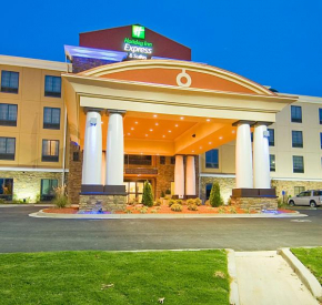 Holiday Inn Express Fulton, an IHG Hotel